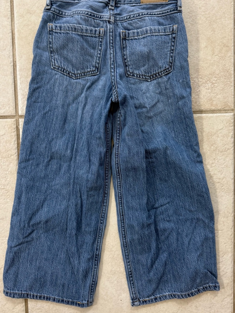 Girls' Blue Denim Jeans with Bow Embroidery - Picture 2 of 3